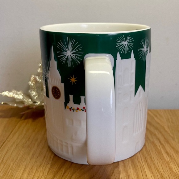 2015 Starbucks London Relief Mug Green W/ White Skyline Christmas Holiday 18oz - Picture 5 of 7
